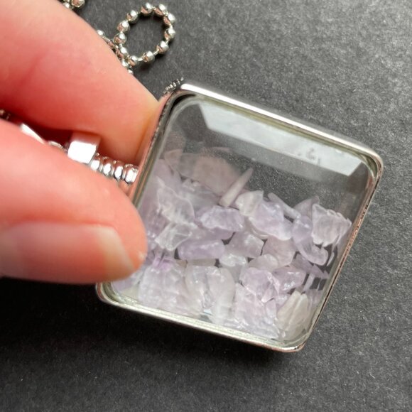 ✨ Pendant Necklace Crushed Amethyst Stone Shaker Square Frame Bottle Silver Tone - Picture 8 of 14